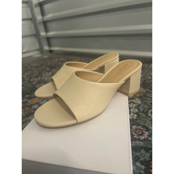 & OTHER STORIES Classic Leather Mules Beige Womens Size US 5 - Picture 3 of 9